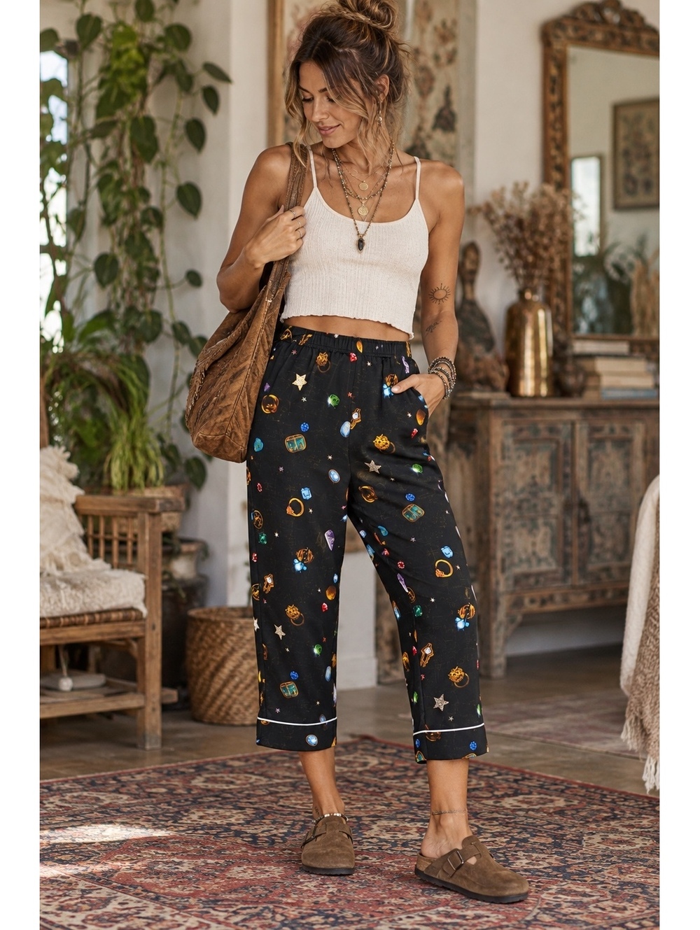 Fabletics EcoSatin Crop Pants Lucky Charm NWT
